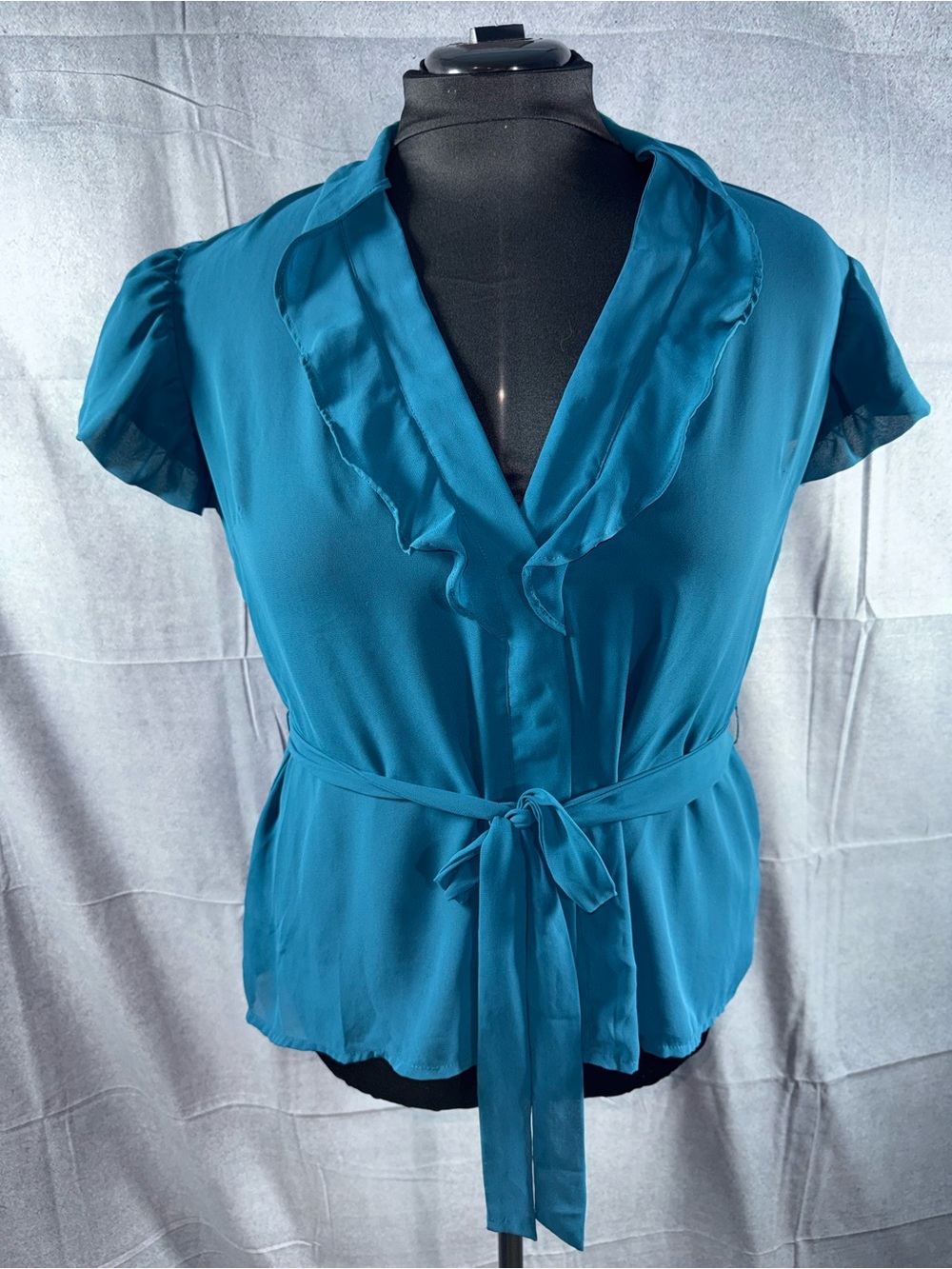 2579-Worthington Teal Ruffle V-Neck Tie-Waist Blouse